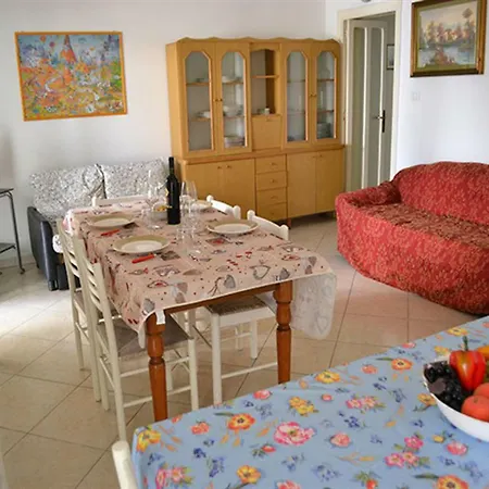 Apartmán Ll03 Per 9 Persone 150m Dal Mare