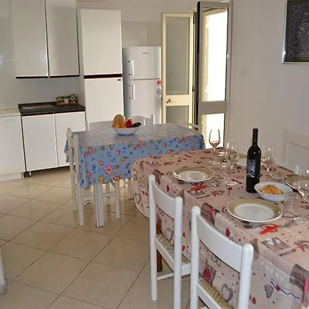 Apartmán Ll03 Per 9 Persone 150m Dal Mare *